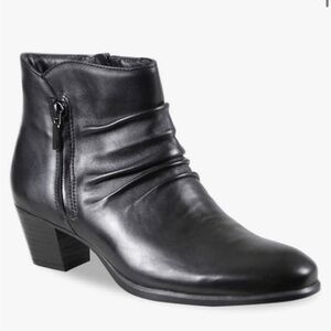 Munro Elliot Black Booties – Sz 9.5N